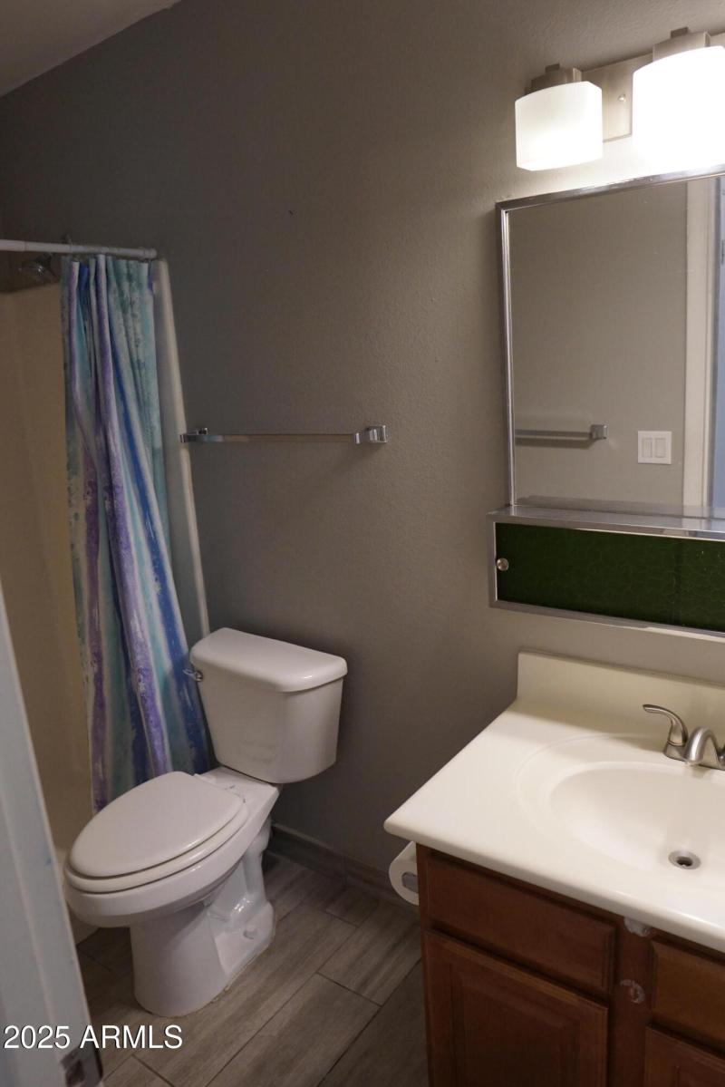 Primary Bedroom private bathroom