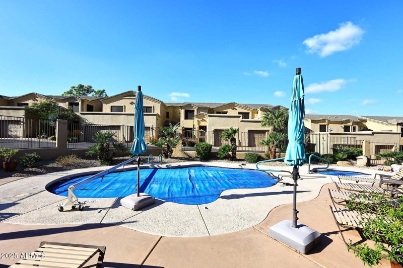 Kingstree-Pool & Spa