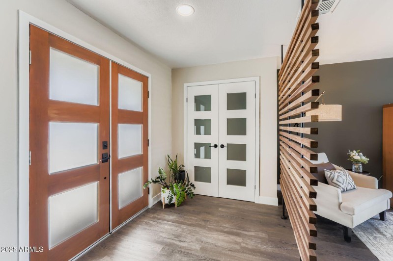 202 N Florence Ave - Web Quality - 006 -