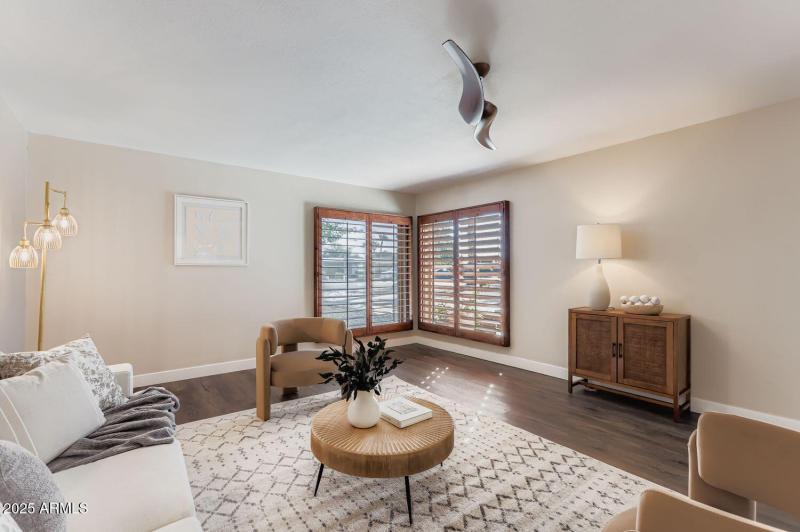 202 N Florence Ave - Web Quality - 022 -