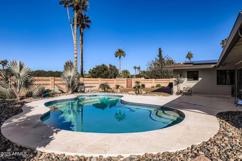 202 N Florence Ave - Web Quality - 035 -