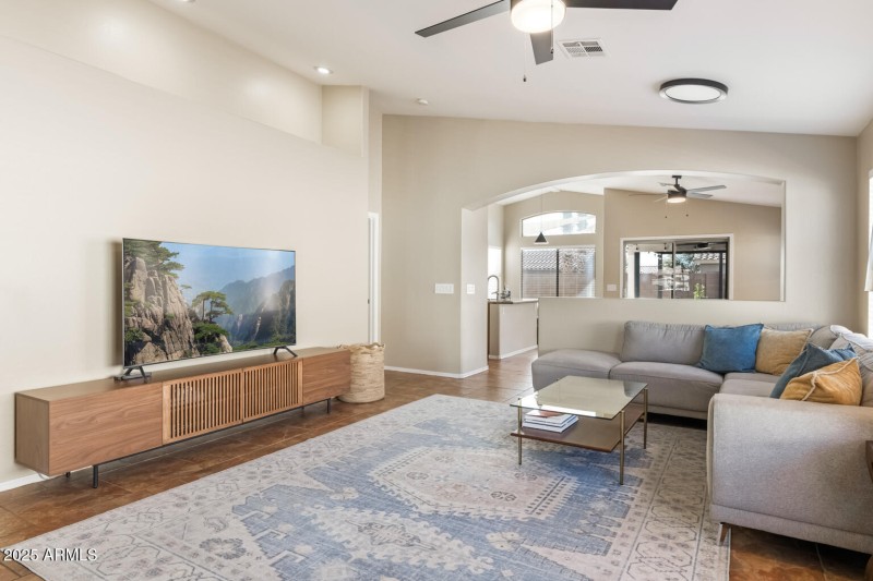 14011 W Port Royale Ln Surprise - 225