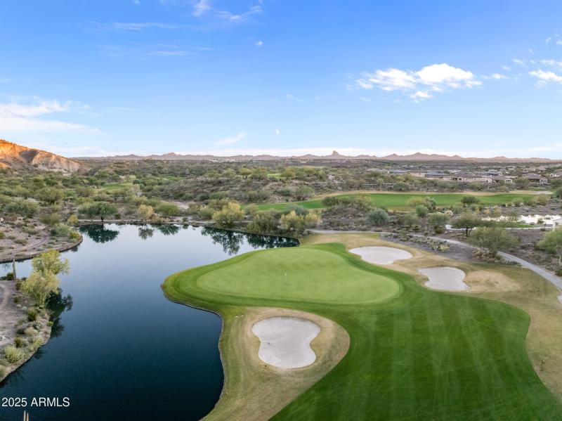 10-web-or-mls-DJI_20251201172446_0158_D