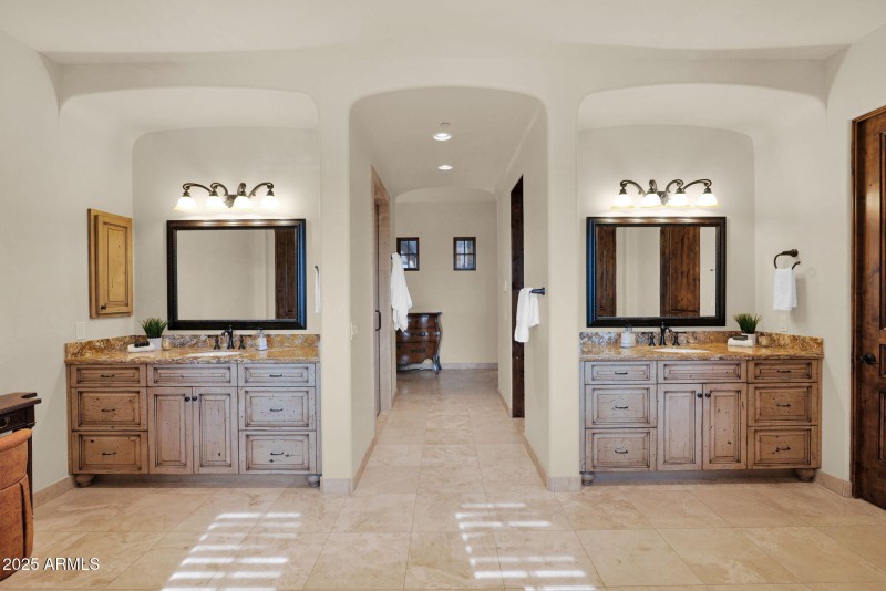 Luxurious Primary Bath