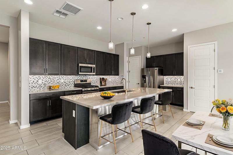 Virtually Stage Kitchen