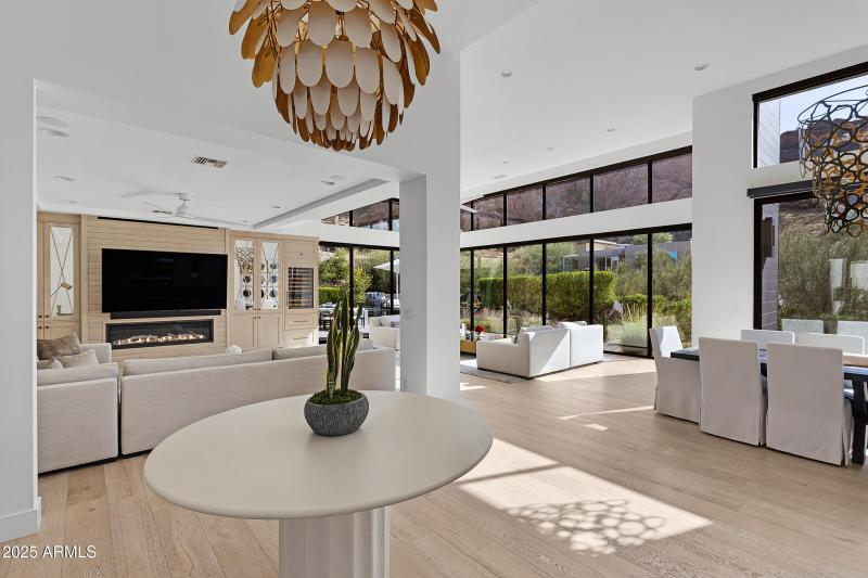 5841 N Echo Canyon Cir-10