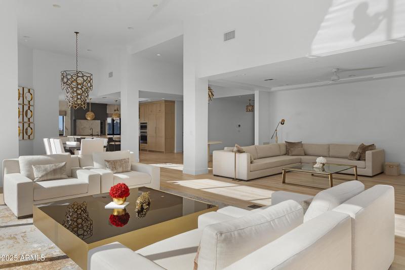 5841 N Echo Canyon Cir-14