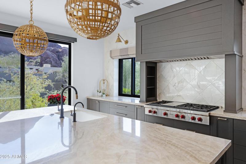 5841 N Echo Canyon Cir-29