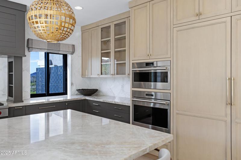 5841 N Echo Canyon Cir-30