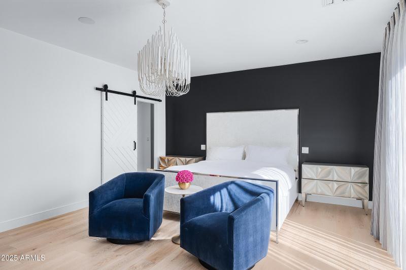 5841 N Echo Canyon Cir-41