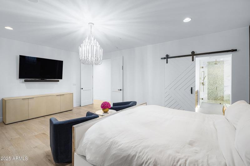 5841 N Echo Canyon Cir-42