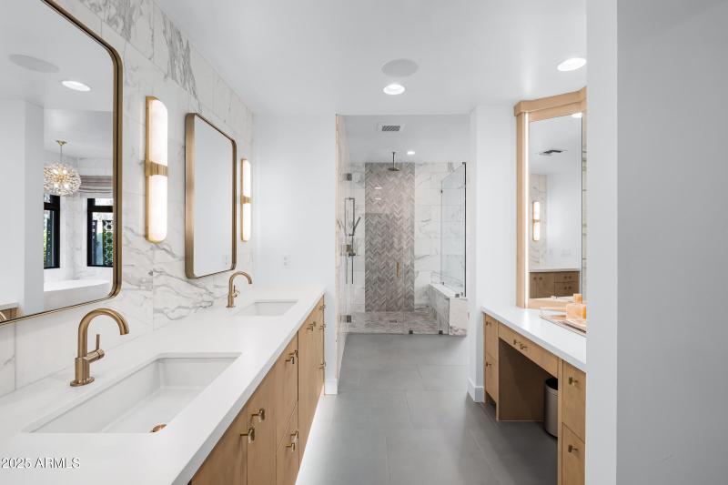 5841 N Echo Canyon Cir-43