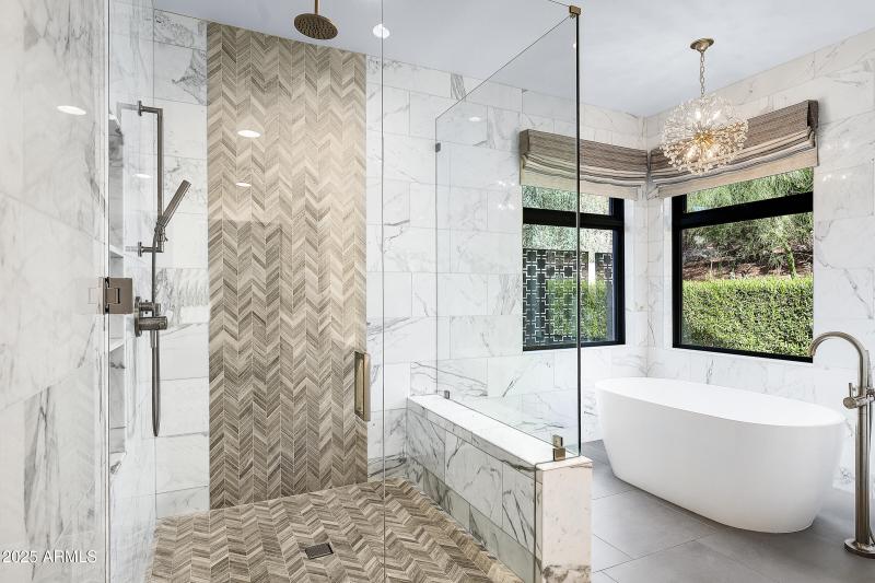 5841 N Echo Canyon Cir-46