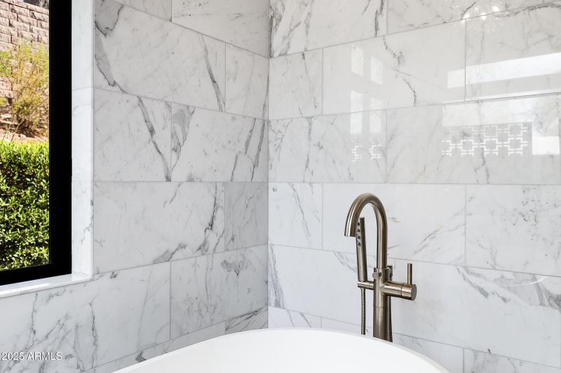 5841 N Echo Canyon Cir-48