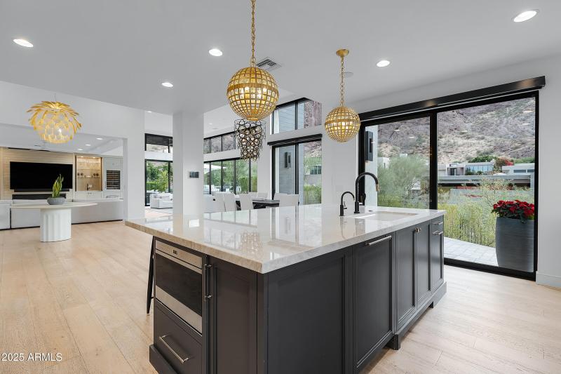 5841 N Echo Canyon Cir-70