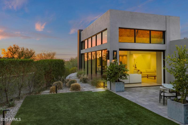 5841 N Echo Canyon Cir-77