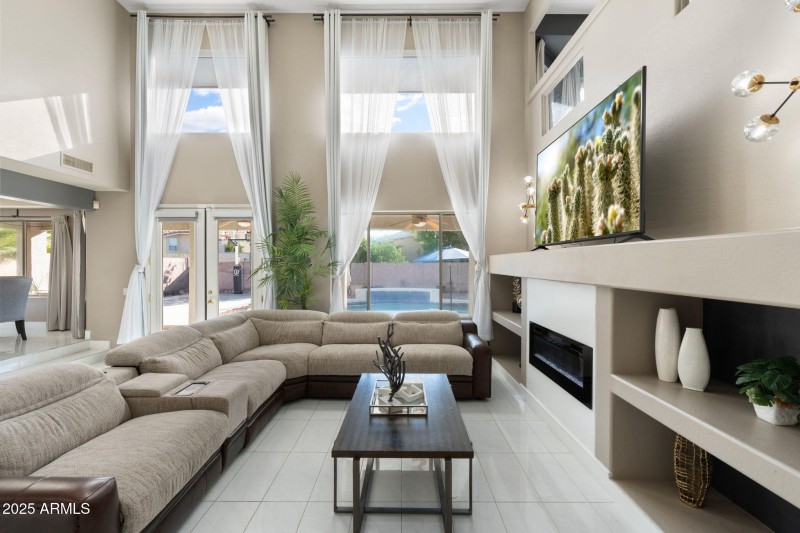 14-web-or-mls-DSC08553