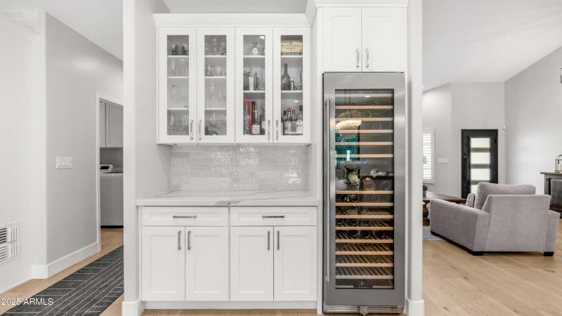 8573 E San Marcos Dr wet bar