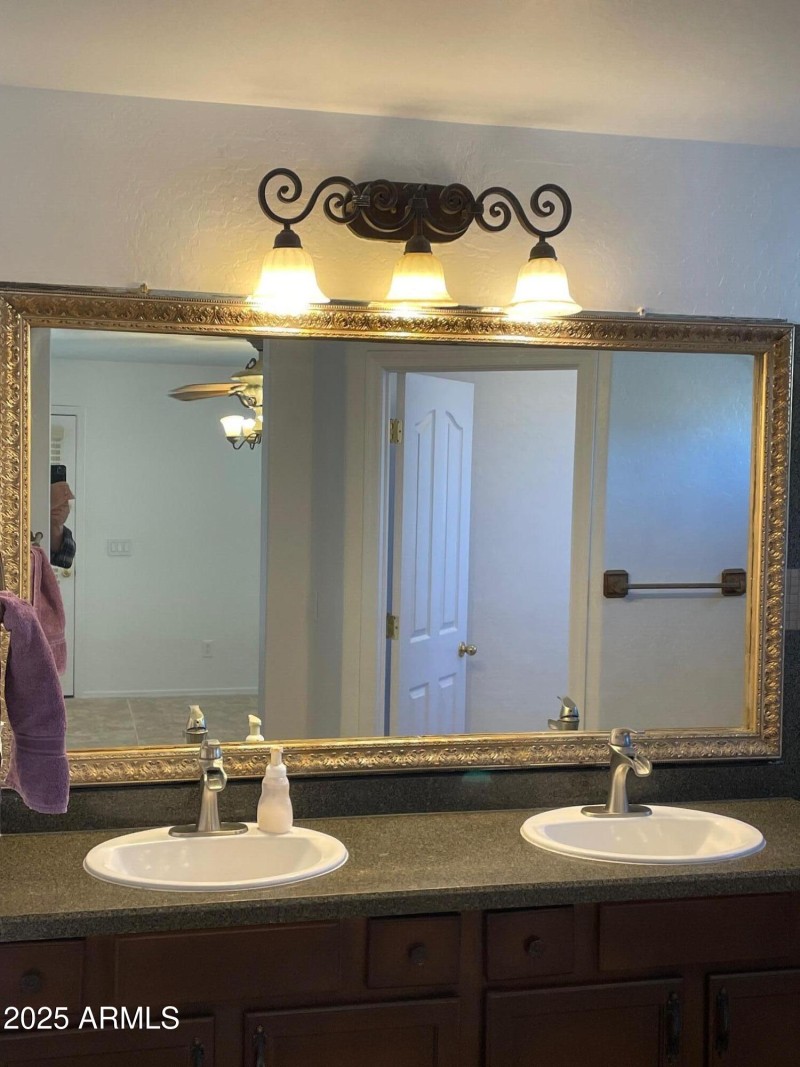 MB Double Bowl Sink and fixter