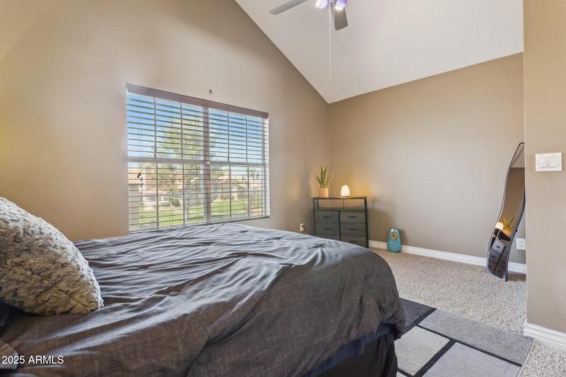 21-web-or-mls-4601-n-102nd-ave-unit-1055
