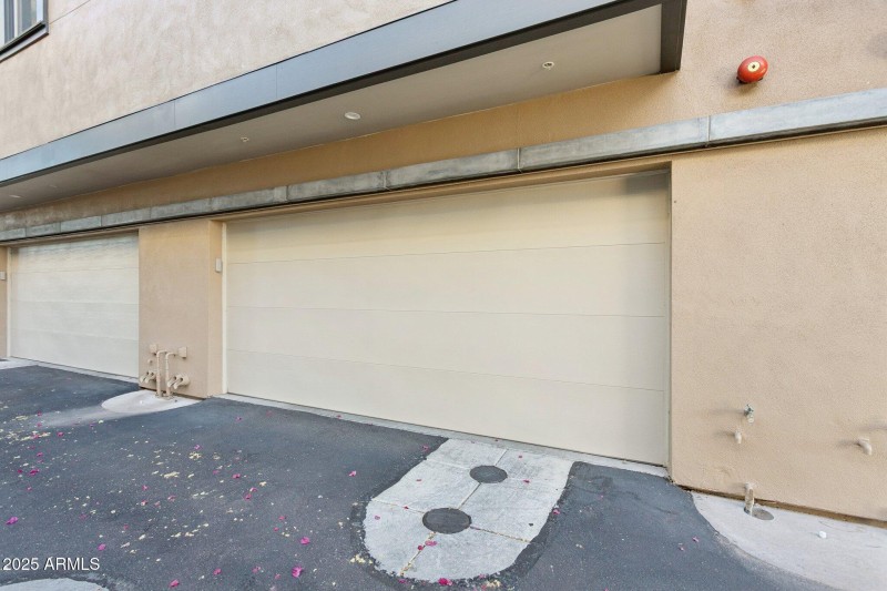 35-web-or-mls-1400-e-bethany-home-rd-22