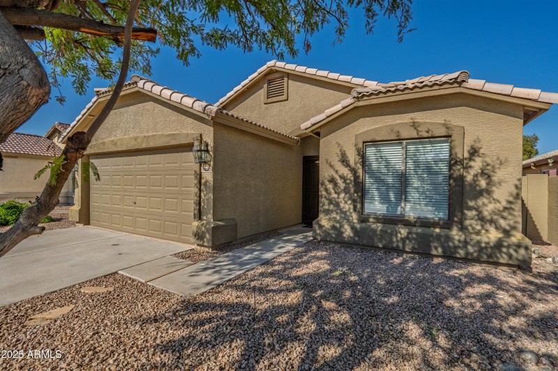 45526 W Windmill Dr-3