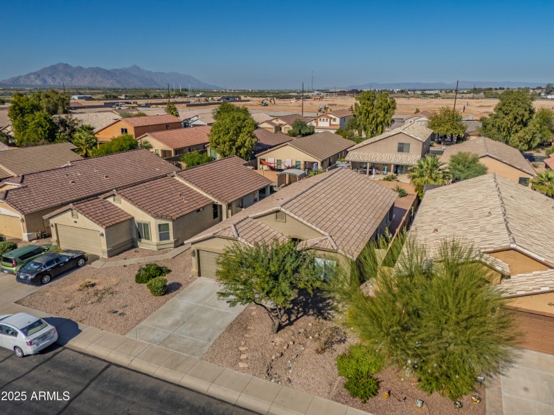 45526 W Windmill Dr-5