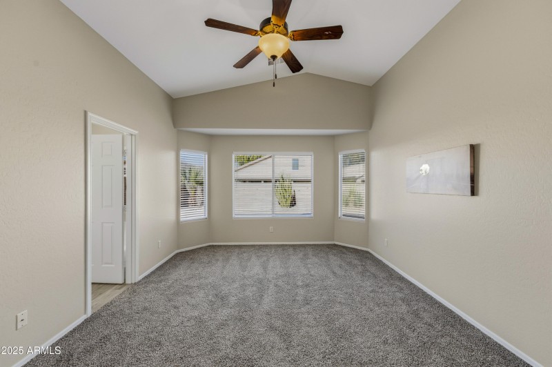 45526 W Windmill Dr-20