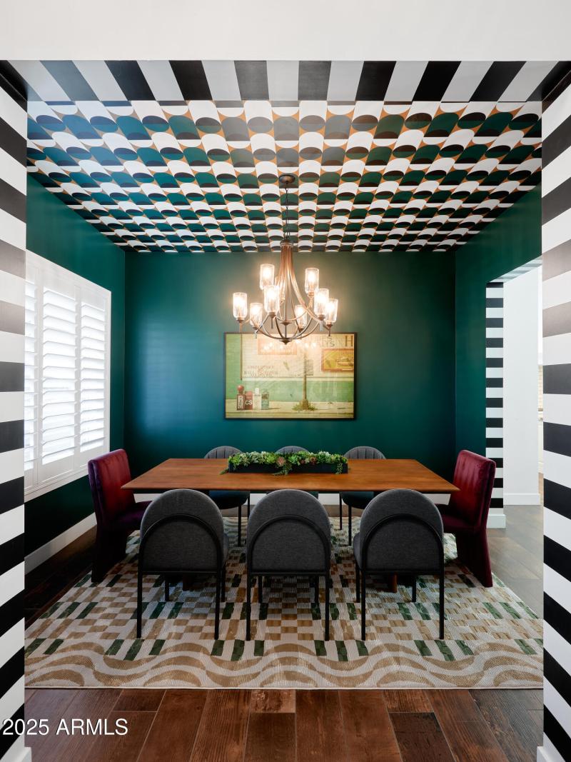 PropertyImageCo_3229ECampbellAve_WEB_2