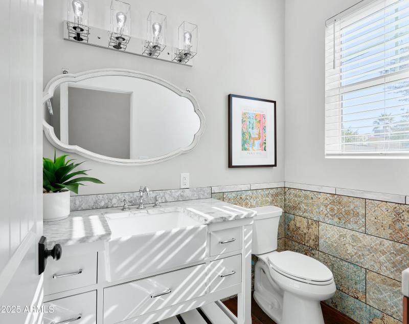 PropertyImageCo_3229ECampbellAve_WEB_9