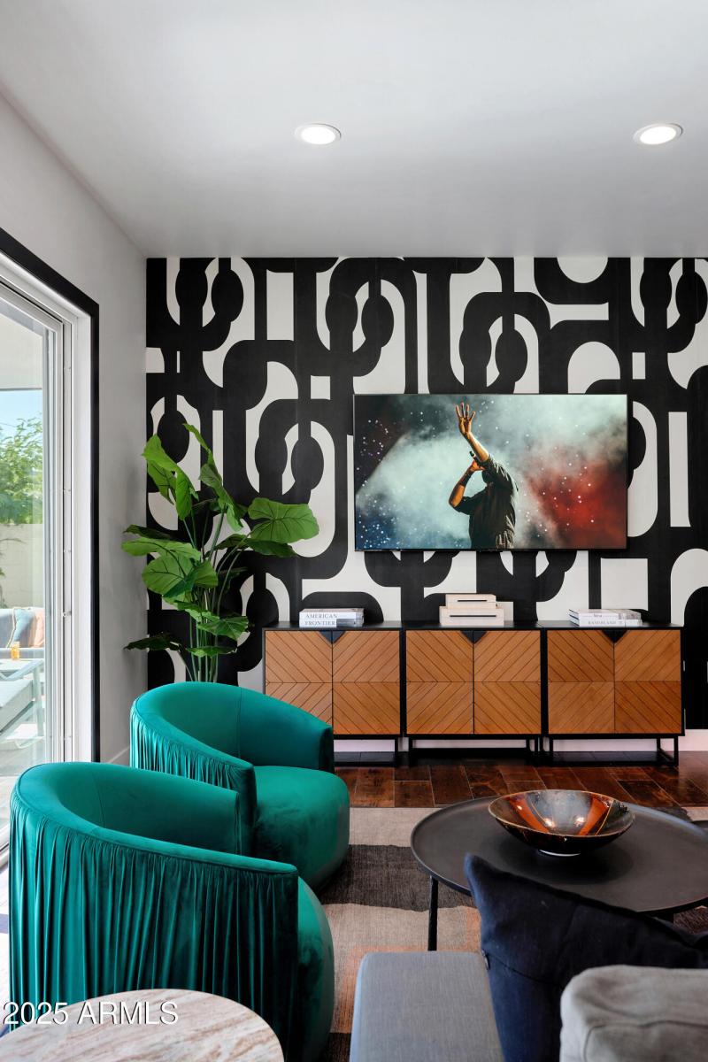 PropertyImageCo_3229ECampbellAve_WEB_14