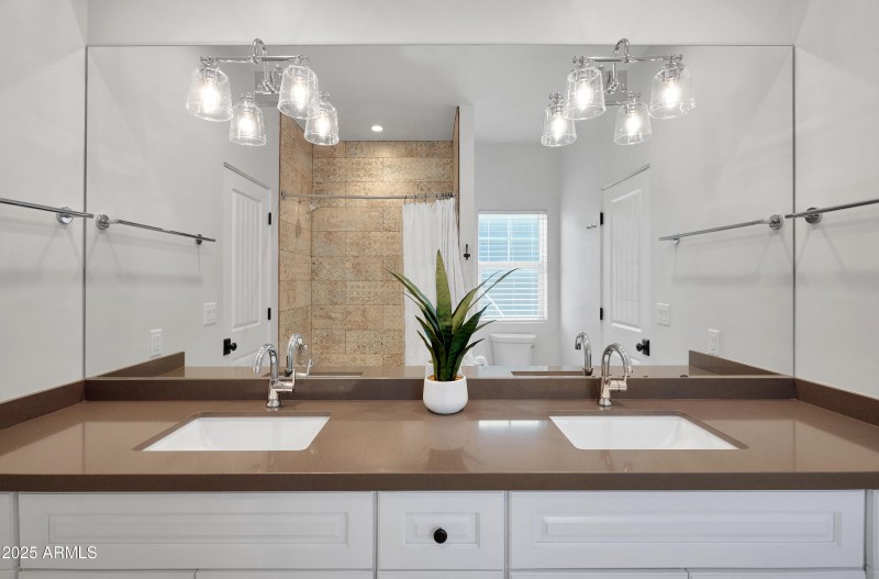 PropertyImageCo_3229ECampbellAve_WEB_30