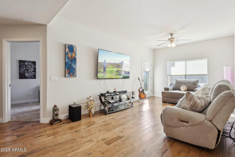 3-web-or-mls-5350-e-deer-valley-dr-4267