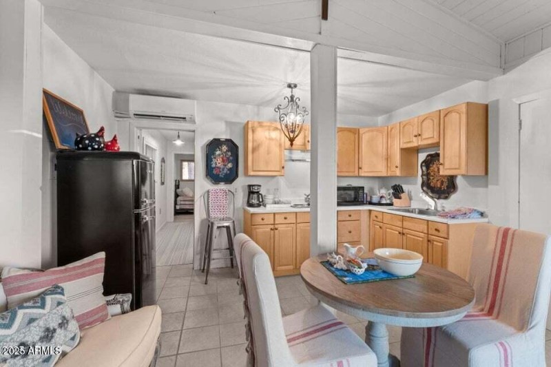 20250825170623707485000000-o