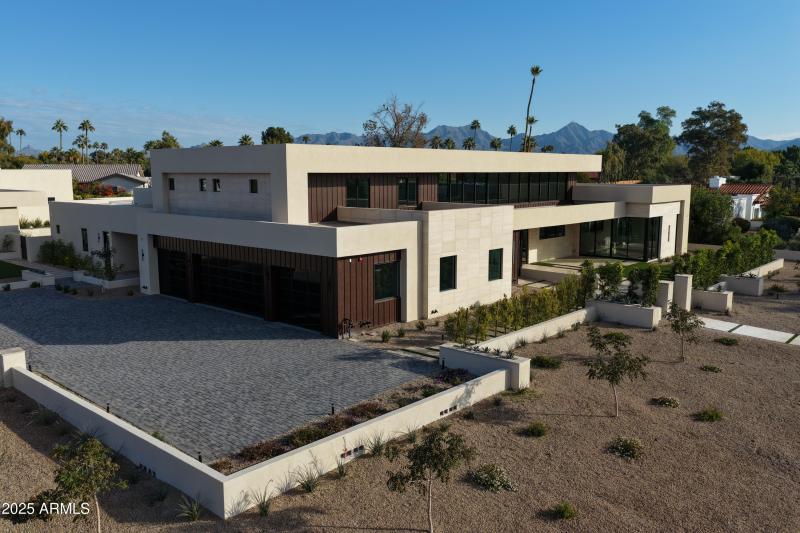 DJI_20251203092943_0477_D