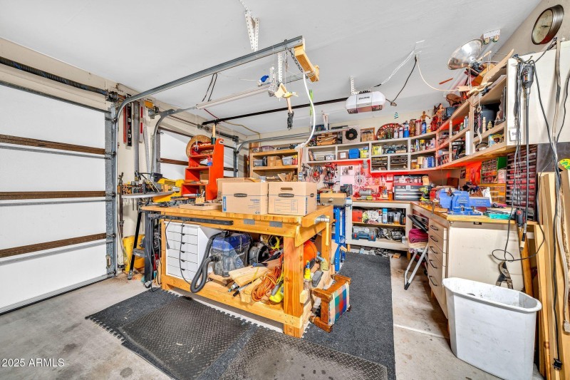 19102 E Tonto Trl-44