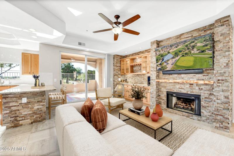 Living Room Luxury Finishes