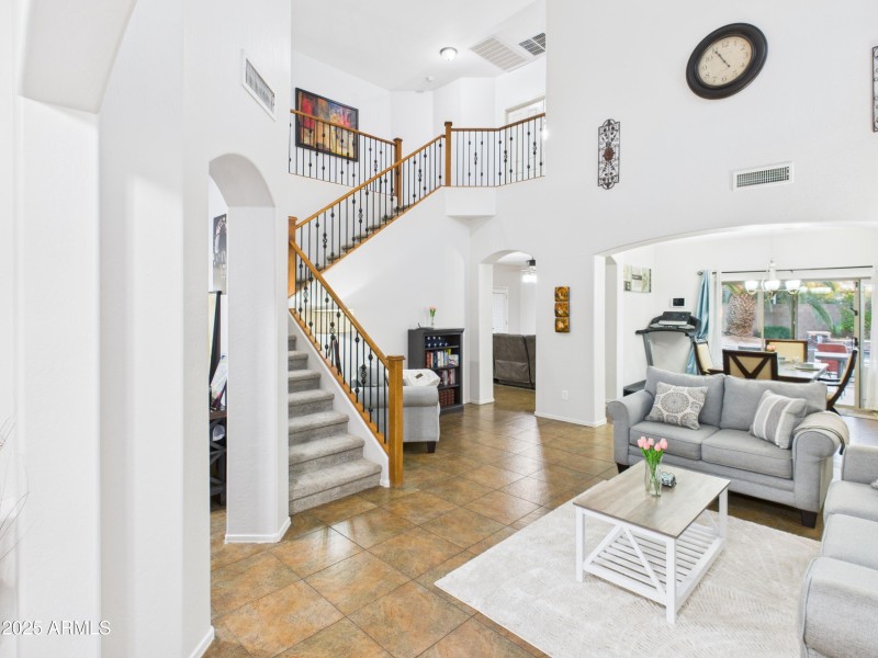 CAM04435G0-PR0019-STILL018