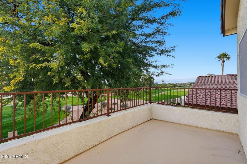 Second story golf course view