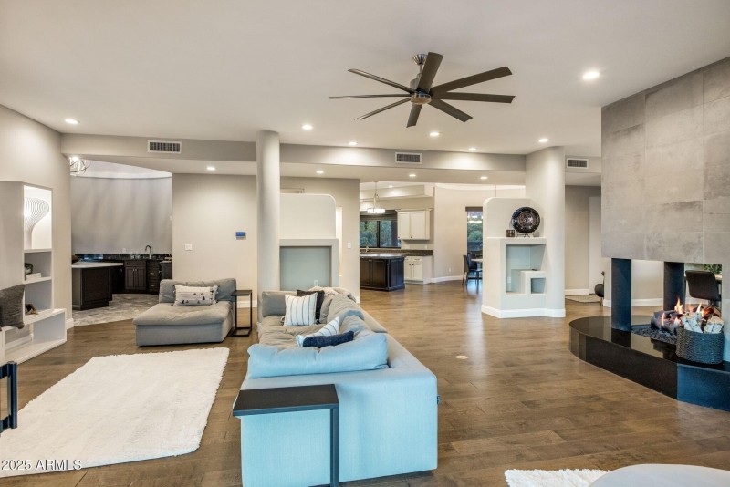 017_Living to Wet Bar and Kitchen