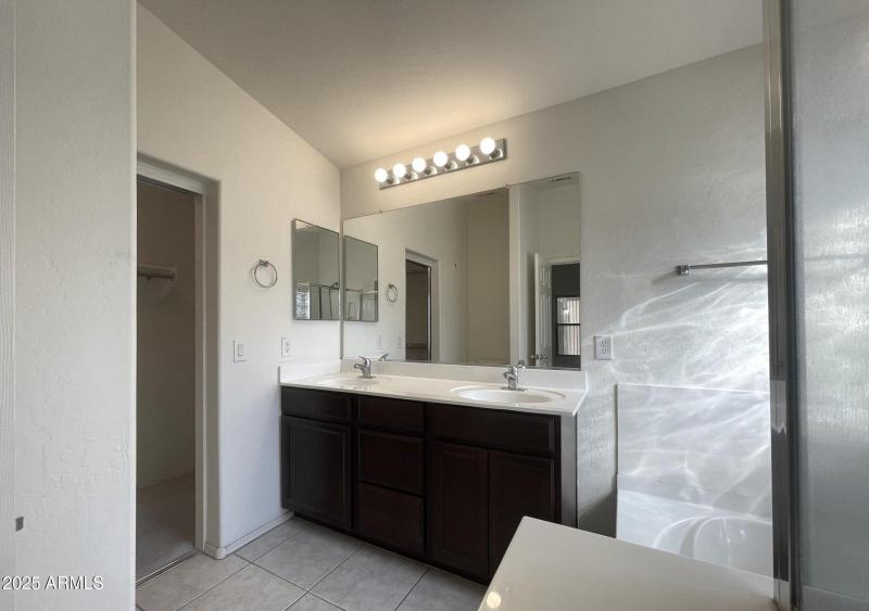 20231023211425002317000000-o