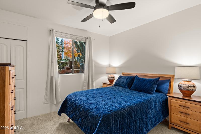 JL_520JordanRd-Unit2-interiors-Bedrooms-