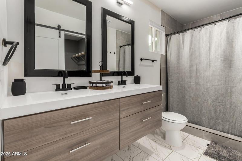 20251016170607063360000000-o