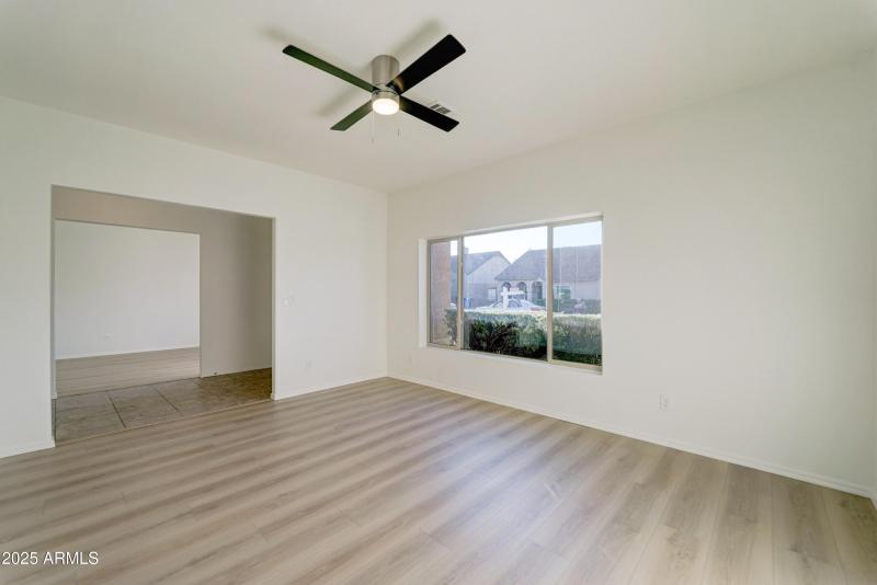 4208 W Avenida Del Sol-15