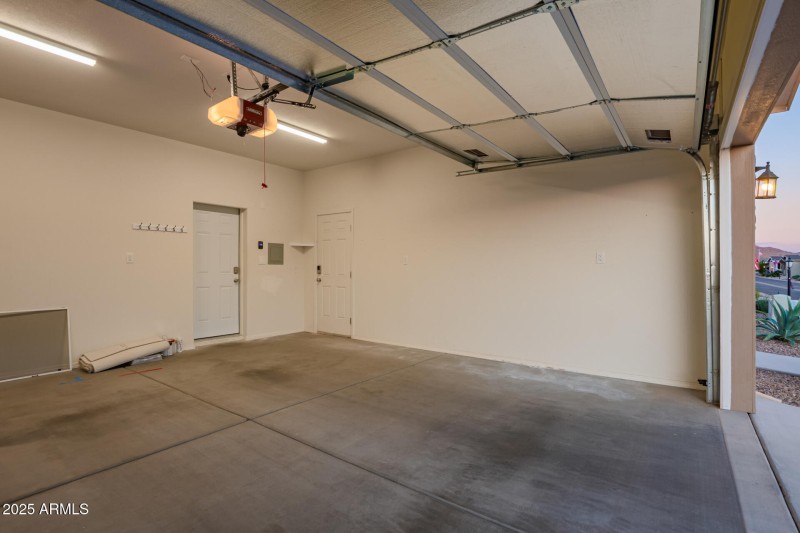 3301 S Goldfield RD 6039