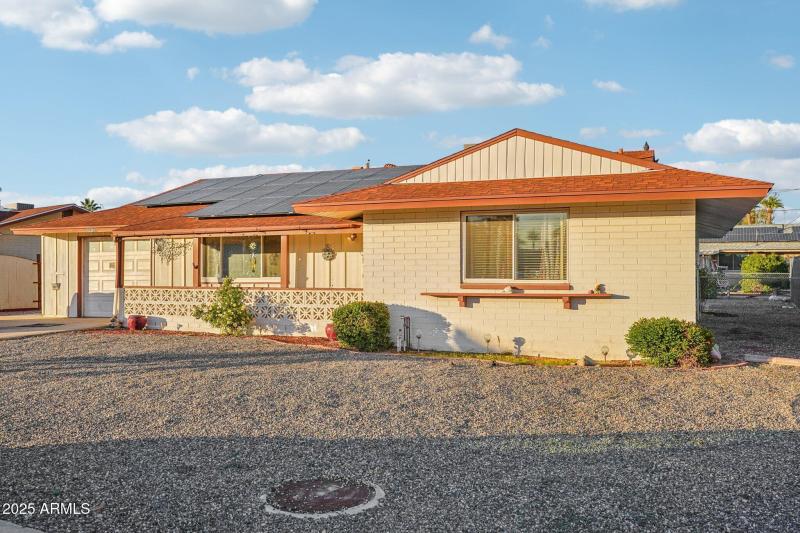 8-web-or-mls-W Connecticut Ave-S2511-006