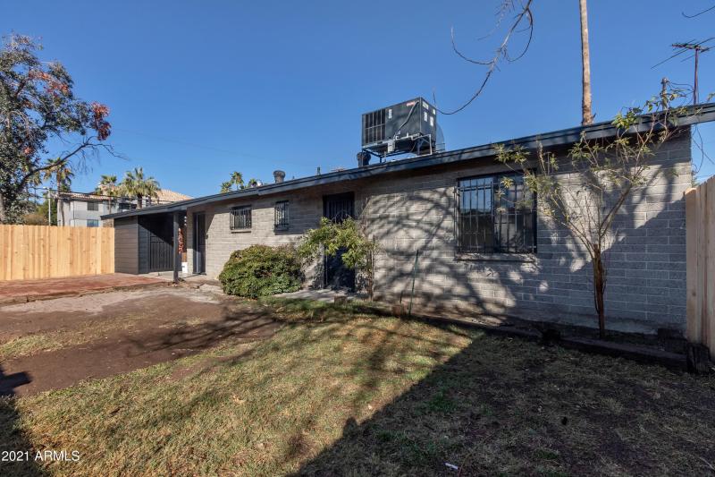 Private Fenced Space