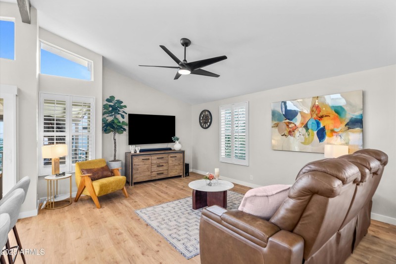 03-20251203-DSC00573