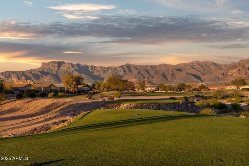 72-web-or-mls-6740-s-fairway-dr