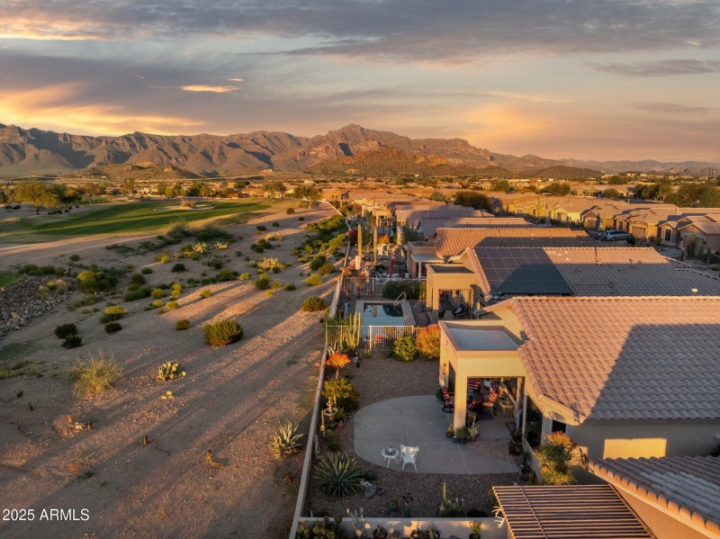 74-web-or-mls-6740-s-fairway-dr